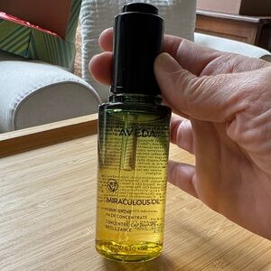 AVEDA Miraculous Oil Hair Concentrate - Yellow and Black